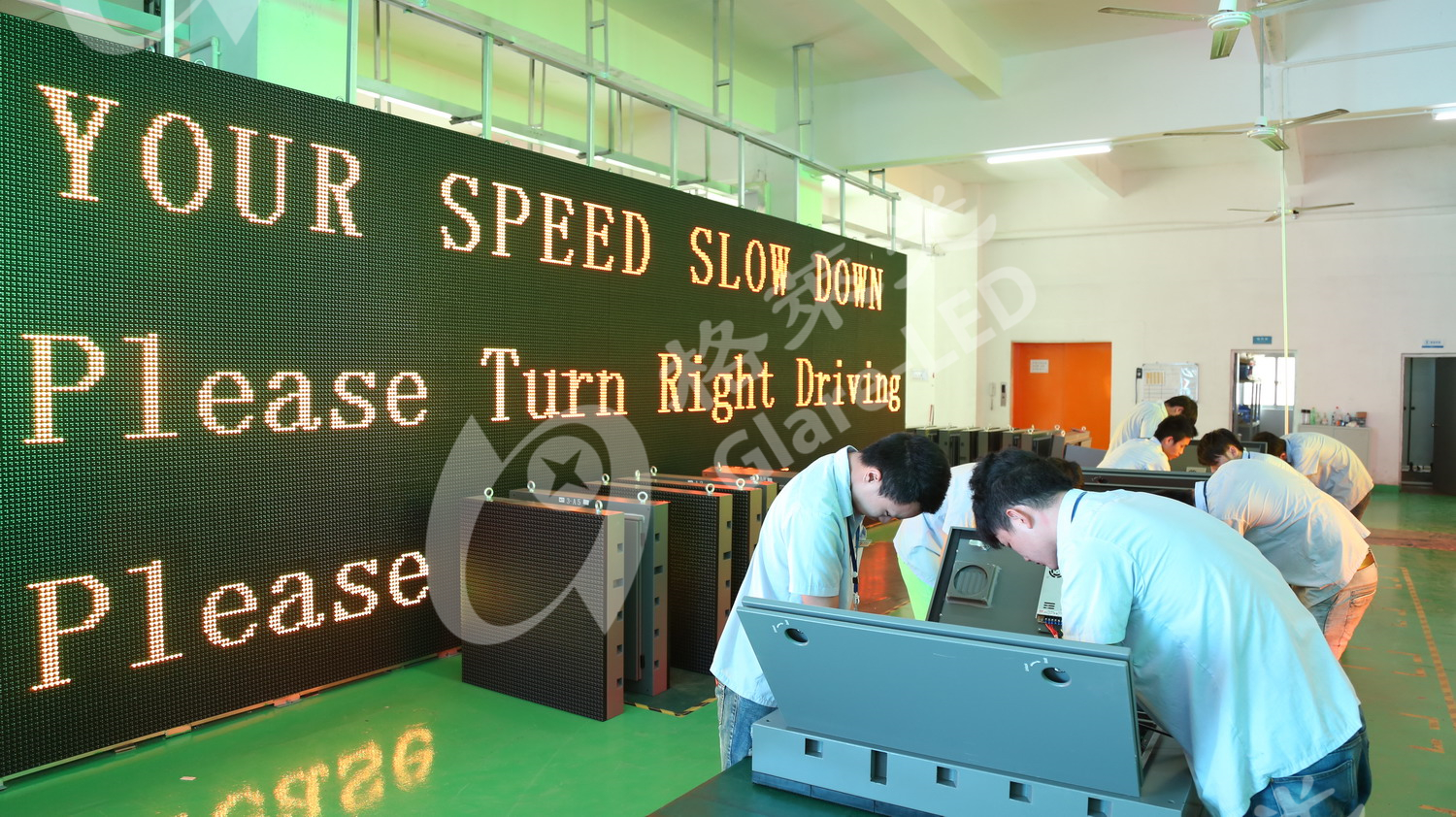 30° View Angle Dual Color P33.33 Full Color LED Module 133.3x266.6mm Outdoor