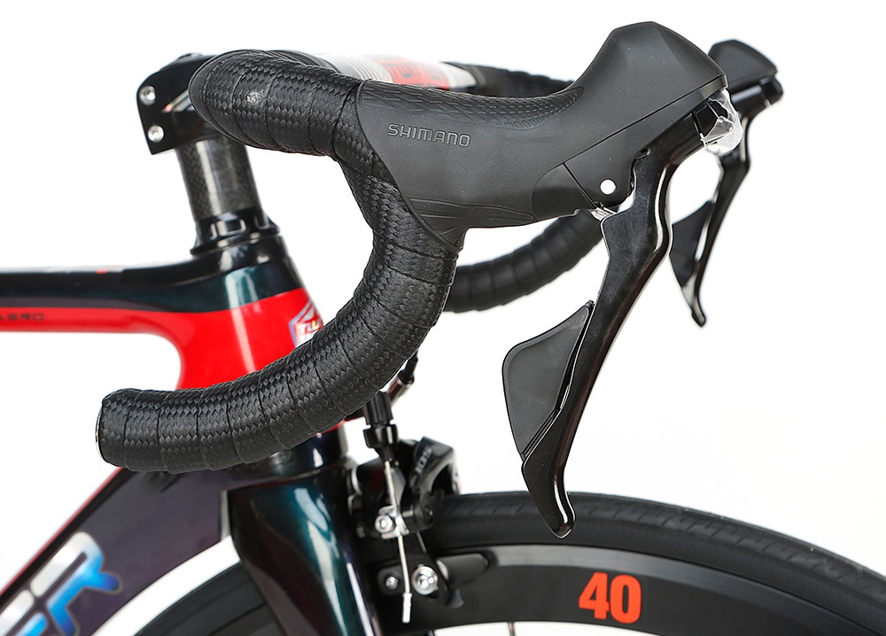Black Aluminum Road Bike 700C Wheel Size 14kg Single Gross Weight