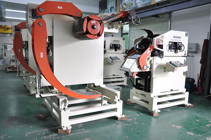 automatic feeder