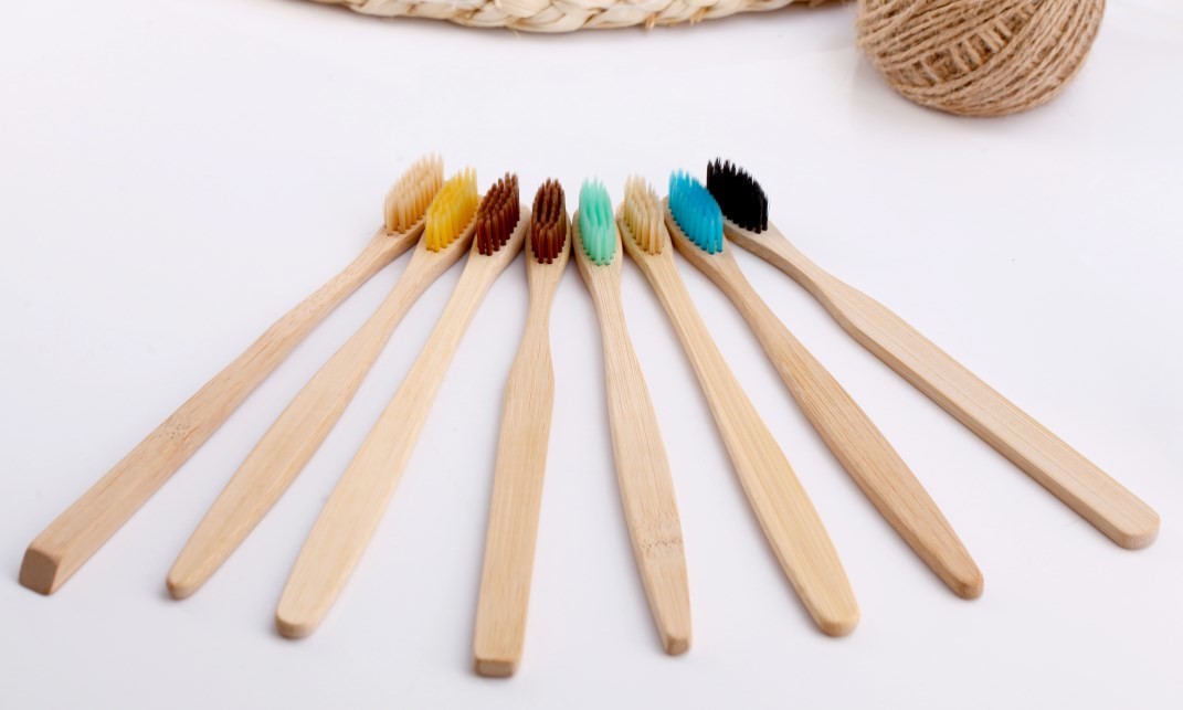 Length 18.8cm Non Plastic Bamboo Toothbrush Eco Friendly Compostable