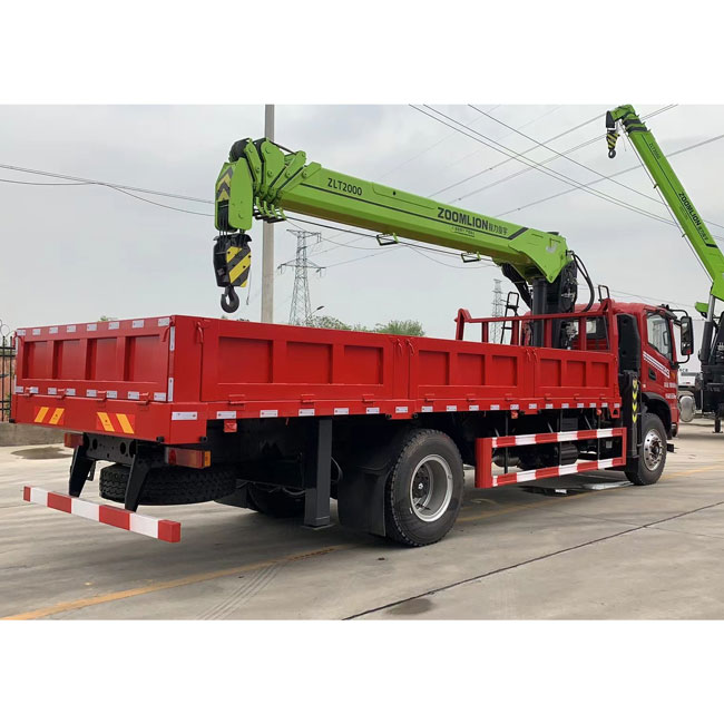 Hot 4X2 8Tons Crane Truck Mounted Towing Crane Mounted Truck With 20M Lifting High