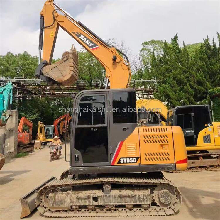 Trinity SY95C Excavator with Isuzu Motor Original Hydraulic Cylinder and Super Fuel-