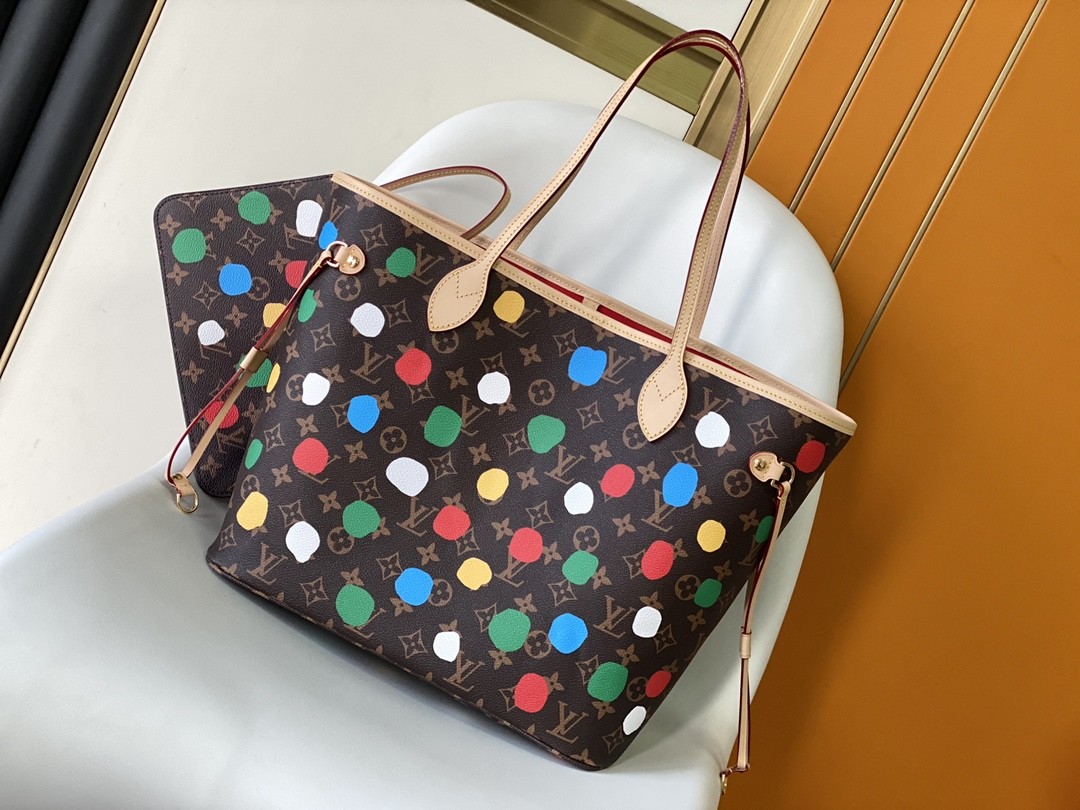 black LV X Yayoi Kusama Louis Vuitton Neverfull MM Monogram Bag Multicolor