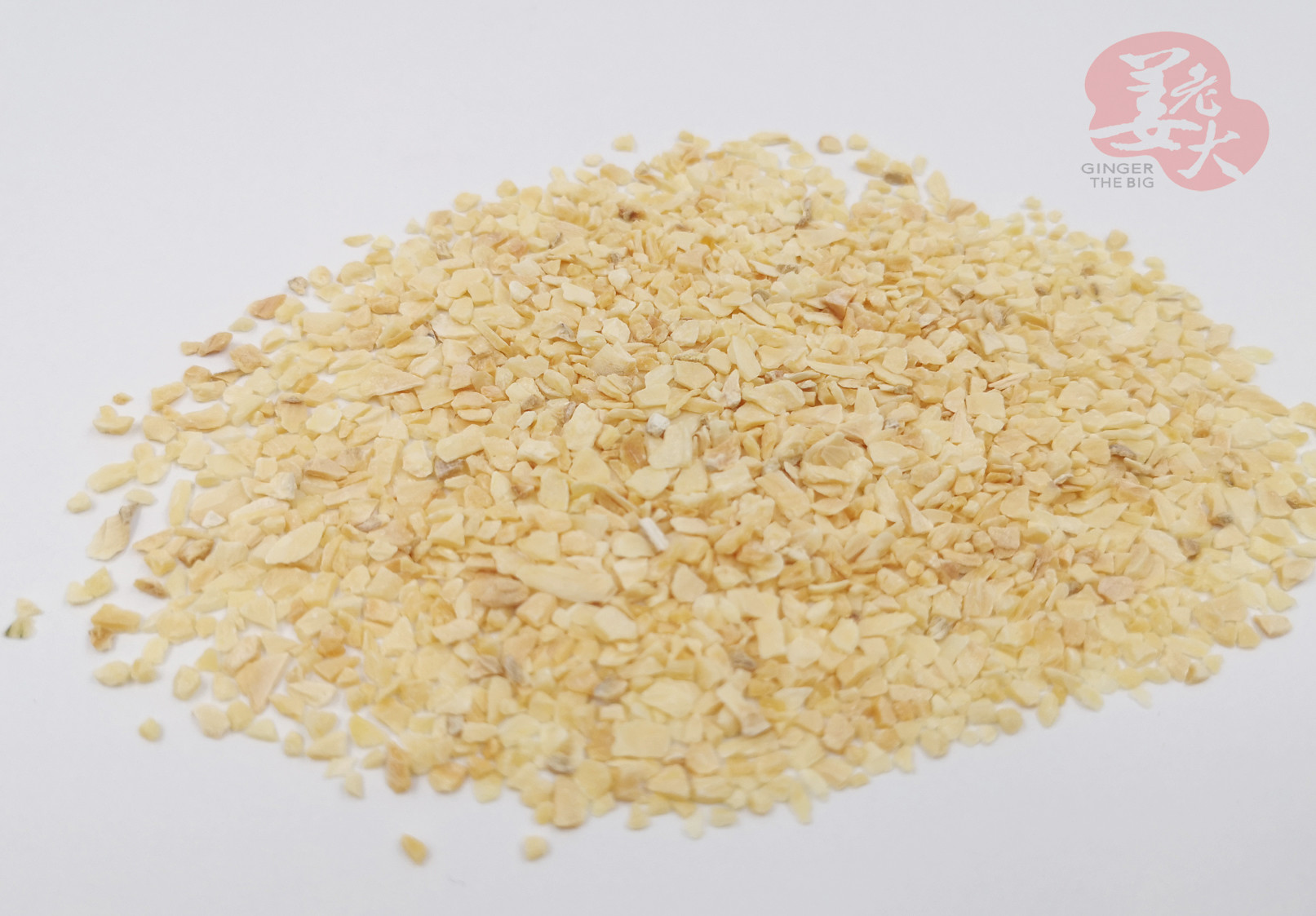 BRC White Dehydrated Garlic Slice Without Root