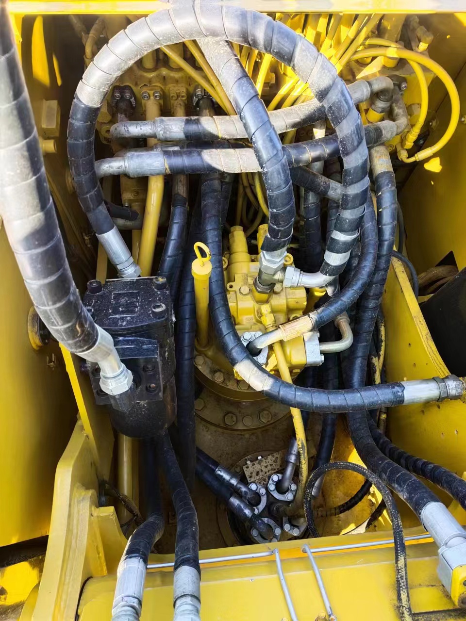 Low working hours excavator bucket CAT320D used excavator used case digger Second-hand excavator trade