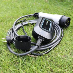 16A Output Current SAE J1772 Connector EV Charging Station for Tesla Model 3.5KW