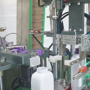 Provided Video Inspection Portable Automatic Capping Machine for Aluminium Jar
