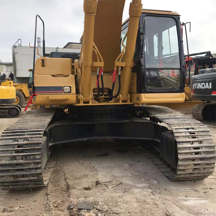 30 Ton Used Caterpillar 330BL Excavator with Original Hydraulic Cylinder in Shanghai