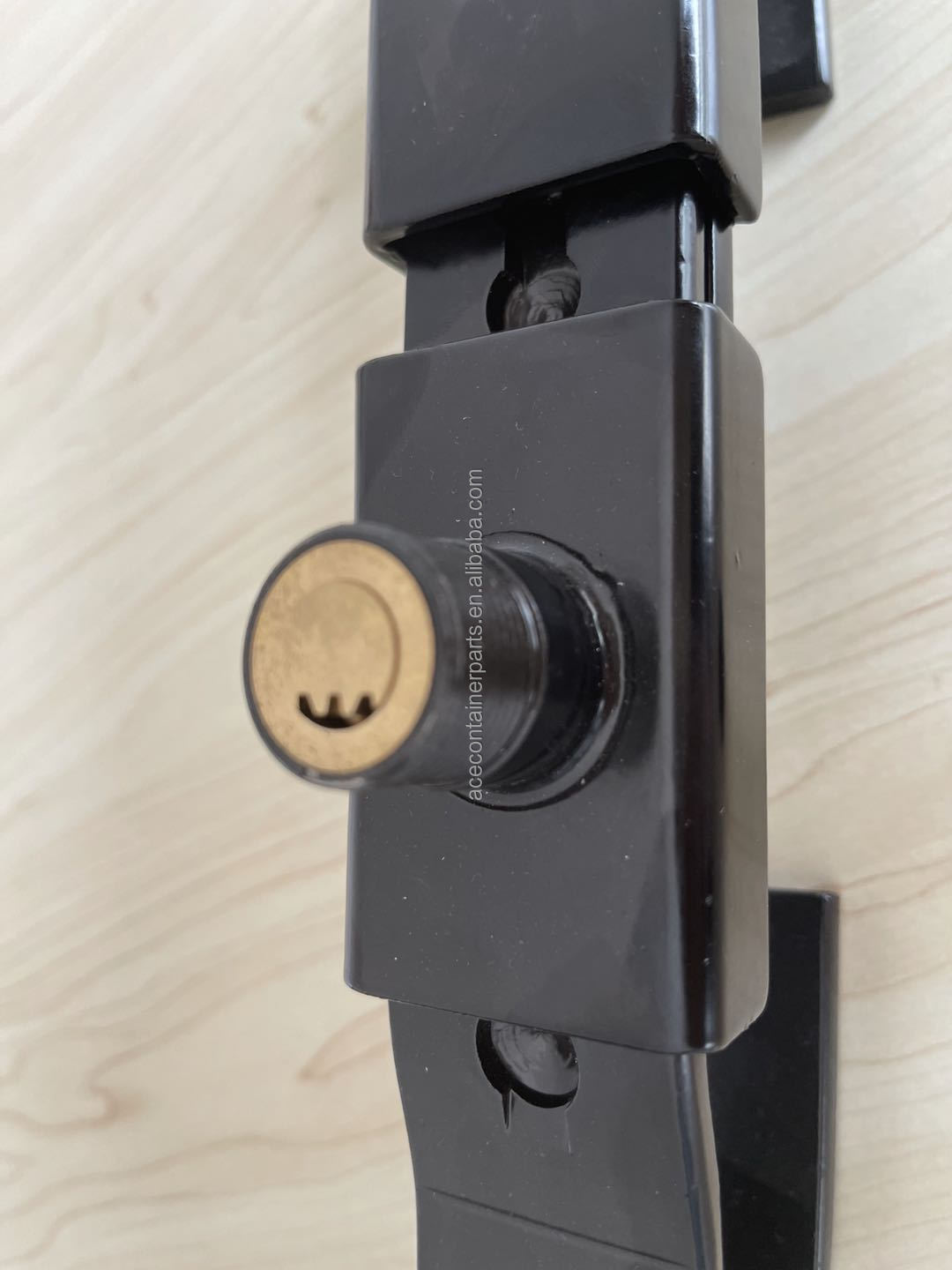 Cargo Shipping Container Security Door Lock Barrier Seal Black 250mm to 445mm and Low Maintenance Requirement