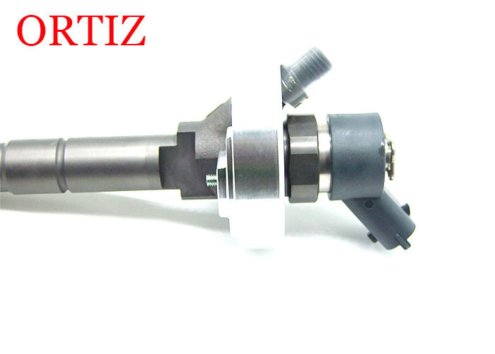 0445110491 Nissan Diesel Injector With DLLA148P2323 Nozzle