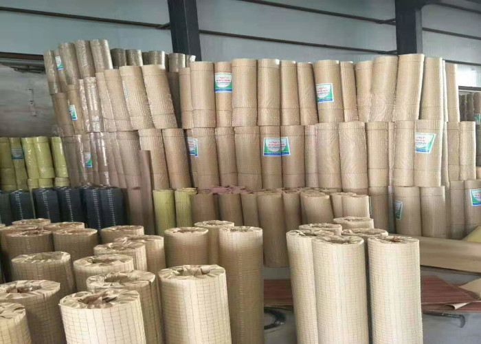 Hardware 1/2" X 1/2" BWG19 28kgs Welded Wire Fence Panels