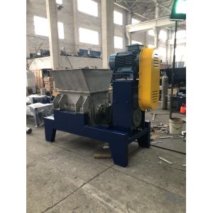 Single Screw Bone Crushing Machine With 42CrMo Blade