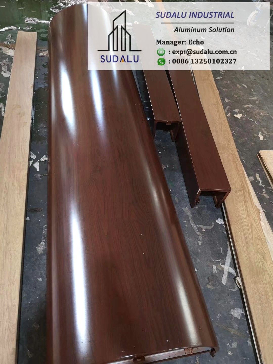 SUDALU Aluminum Column Pillar Cover Perforated Panel Wood color RAL Powder Coating Aluminum Interior Decoration Panel