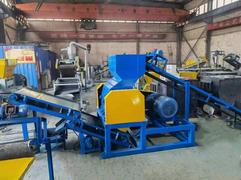Eco-Friendly Automated Tyre Rubber Recycling System with Low Dust Emission
