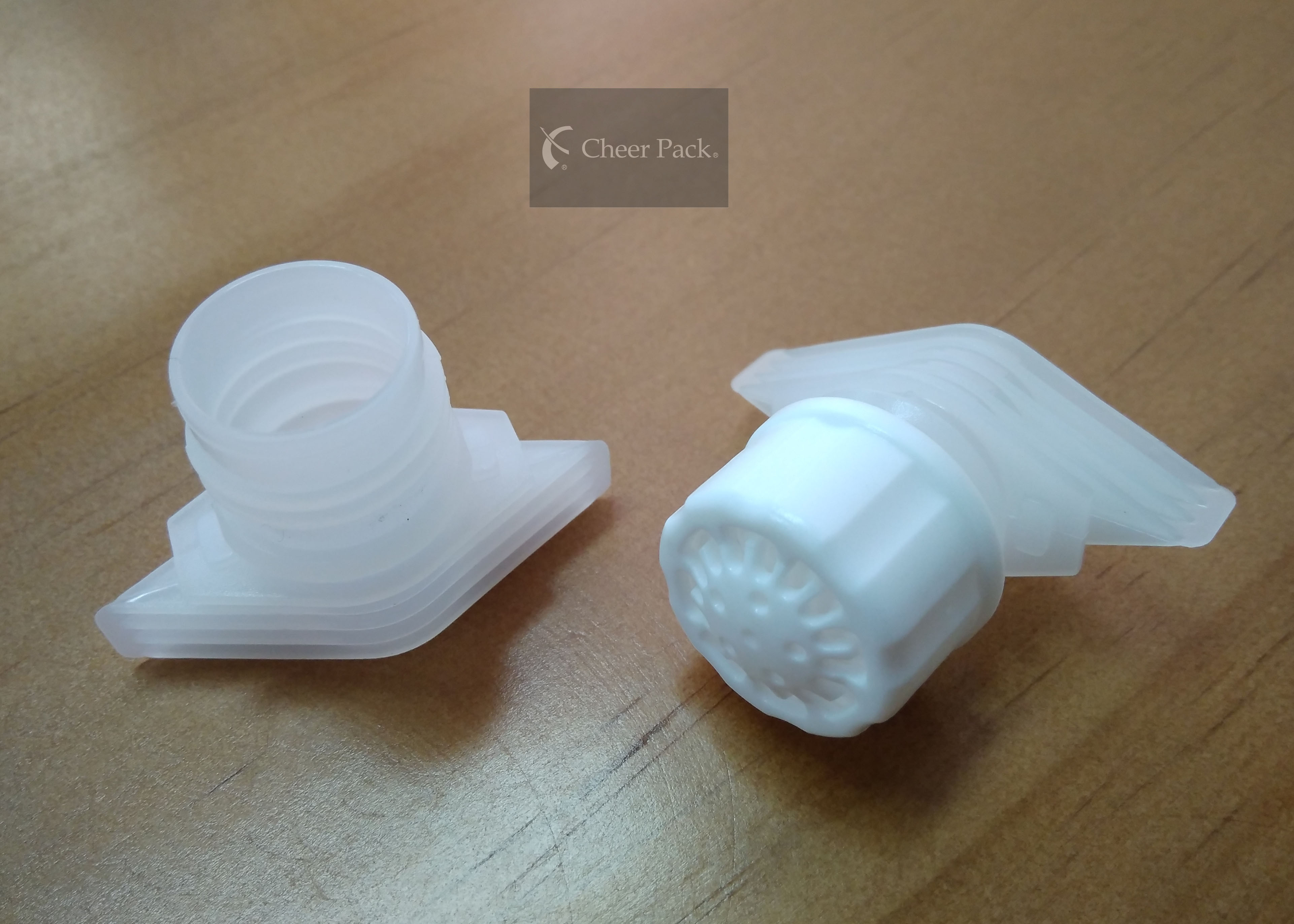 Plastic Liquor Pour Spouts For Doypack Packaging , 52mm Heat Seal Size