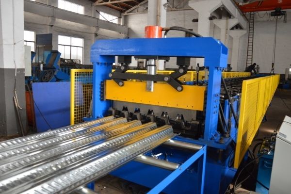 Full Automation Goils Steel Silo Roll Forming Machine With PLC System 30m/Min