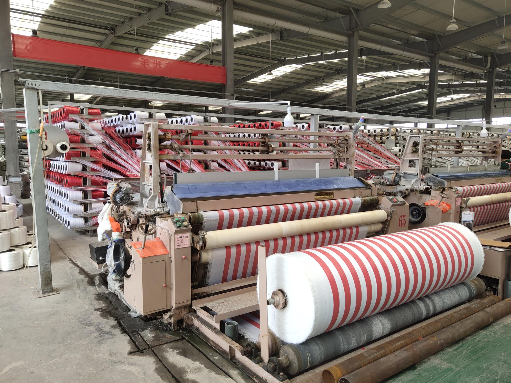 Plaid Style PE Tarpaulin Laminated Woven Fabric for Plastic Greenhouse and Density