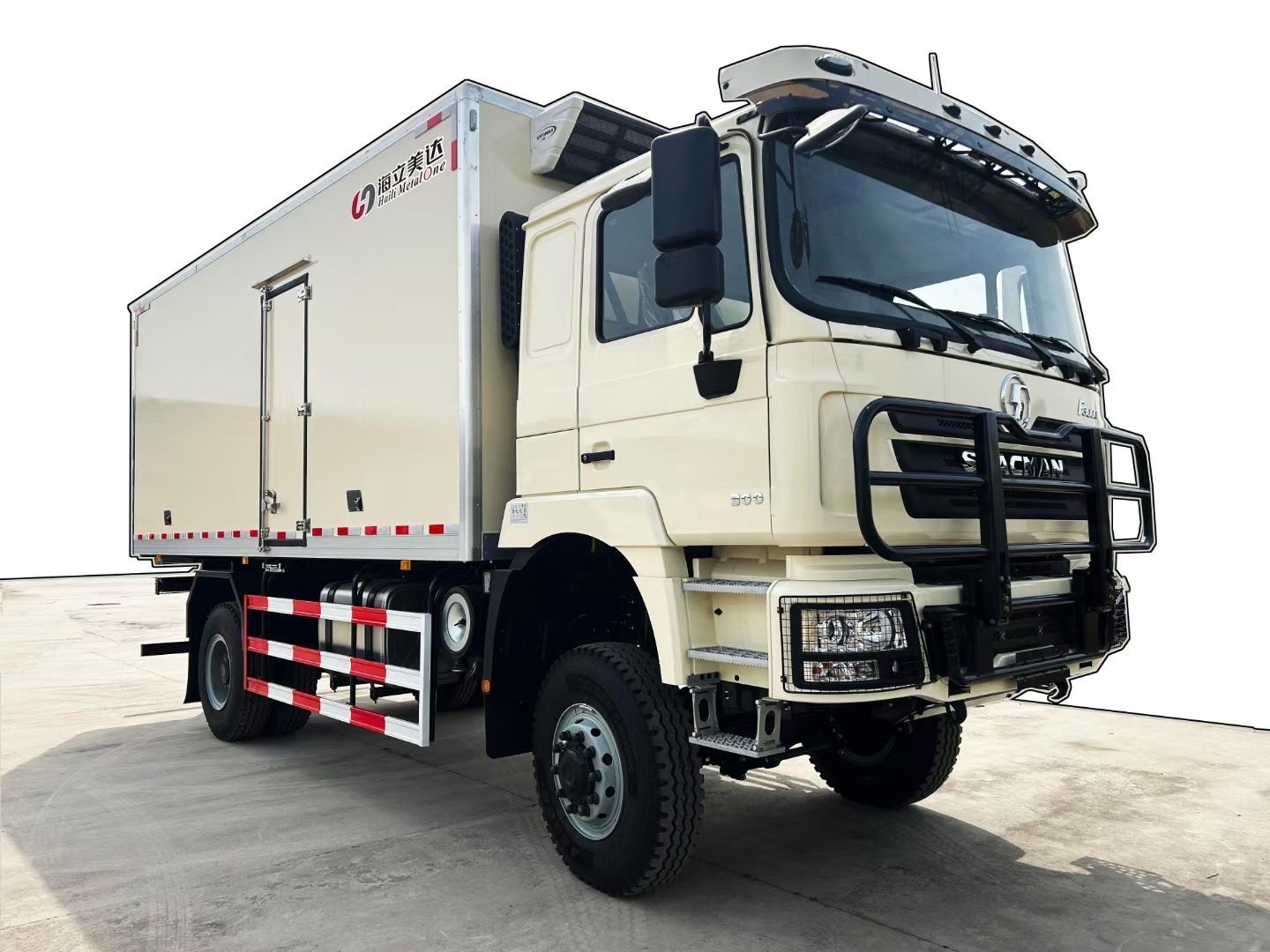 15 tons off-road truck 4x4 SHACMAN F3000 refrigerated van truck