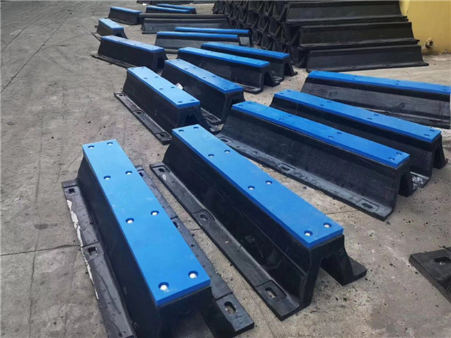 Anchor Marine Moulding V Type Fender With Face Panel