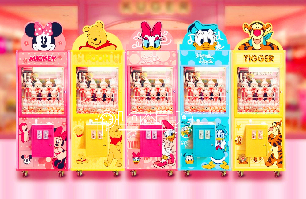 Popular Coin Operated Arcade Crane Dolls Toy Pusher Claw Machine for Sale