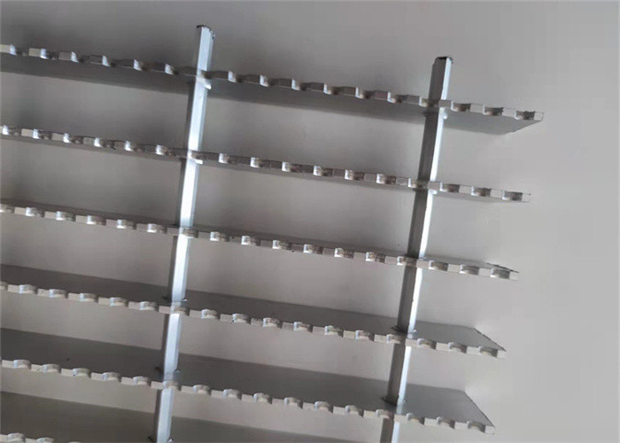 5032-H32 Aluminum Press-Locked Grating With Plain Or Serrated Walkway Grating On Platform