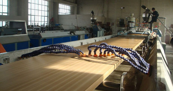 Fully Automatic Plastic Sheet Extrusion Machine Twin Screw Extruder 100-400Kg/H