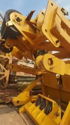 in 19, Sichuan Built Two L360-20t Tower Motor Arms