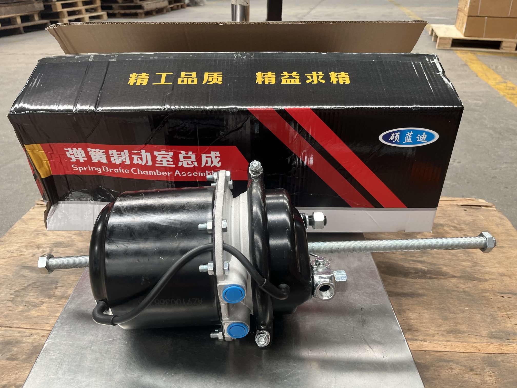 AZ9100368303 Air Brake Chamber Shacman F2000 Truck Spare Parts