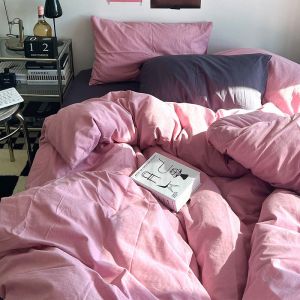 Customized Size Luxury Bed Sheet Quilt Set in Soft and Comfortable Cotton for
