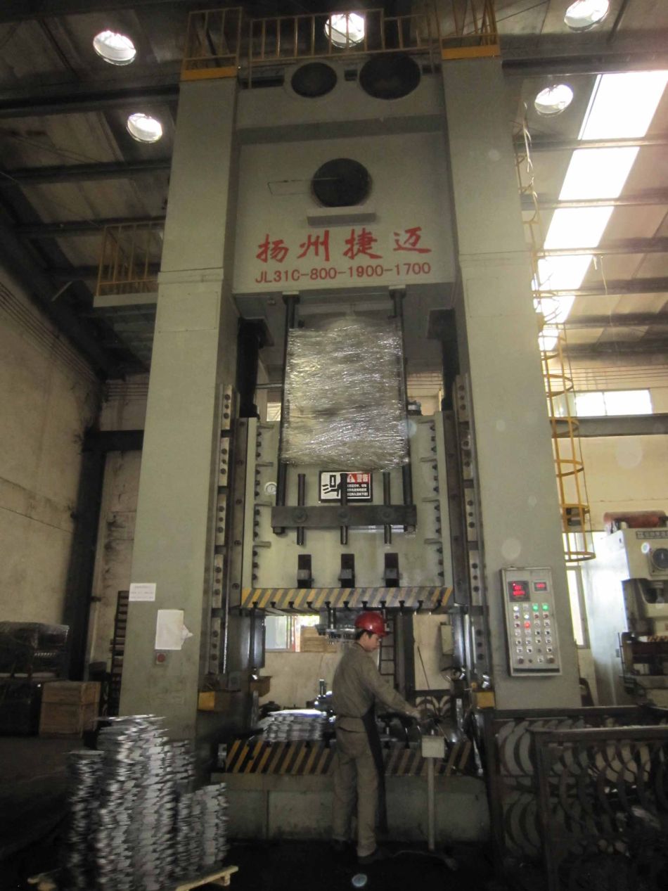 HJ stamping machine-800T.JPG