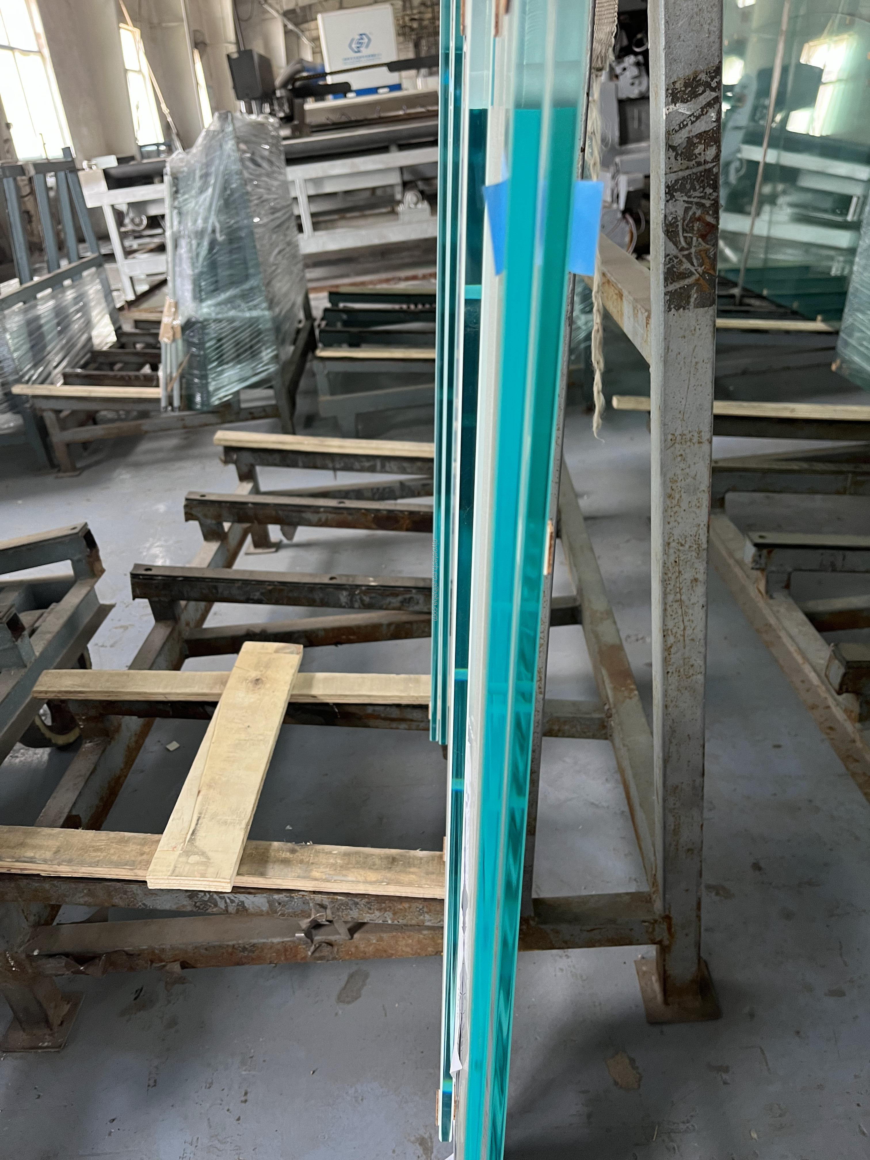 Extra Clear Tempered Glass 6mm-12mm Thickness for Bathroom Kitchen Decoration in Apartment