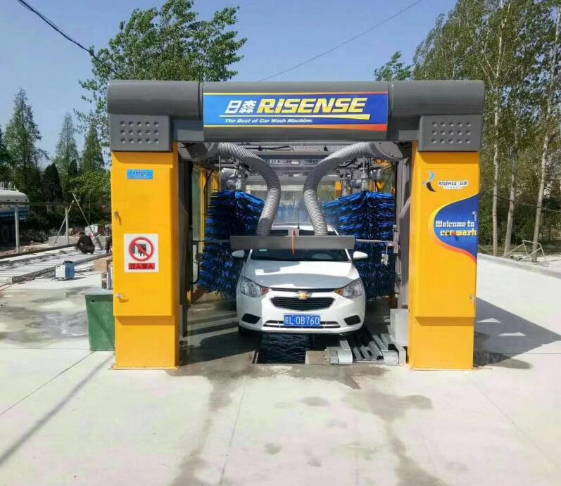 Automatic Express Tunnel Car Wash Machine for Gas Stations Customized Logo in Slovenia