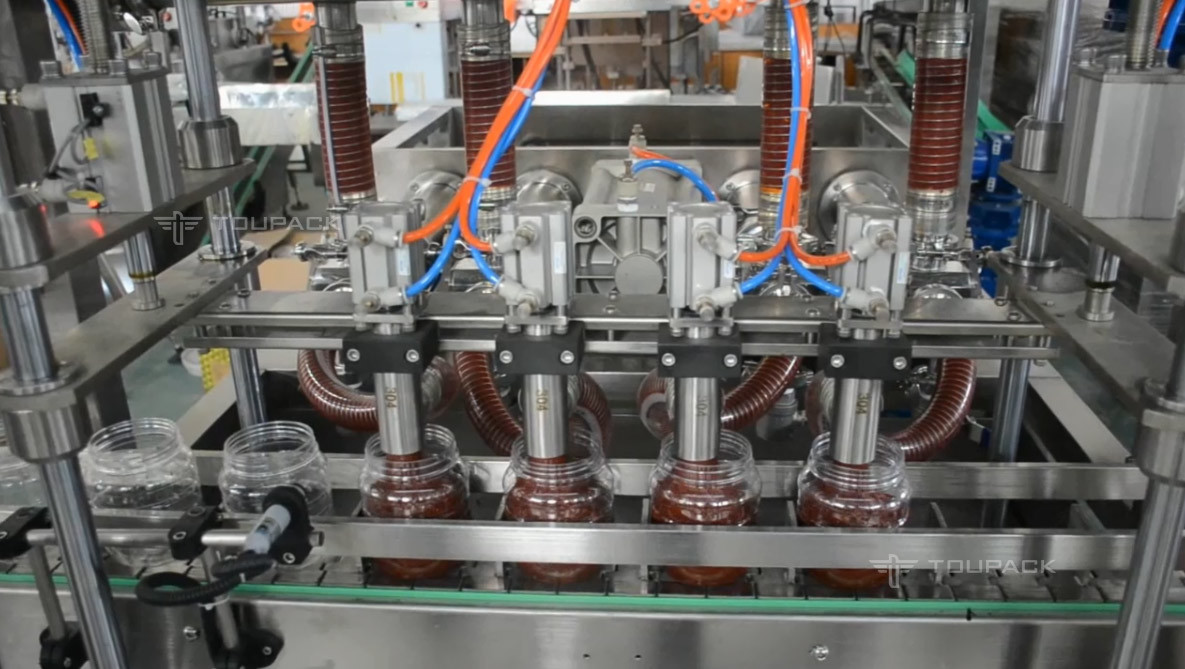 PLC Sauce Packaging Machine Thick Broad Bean Sauce Filling 4 Head Liquid Filling System
