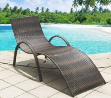 Waterproof Beach Lounger Bed Outdoor Rattan Lounge with Two Different Weaving