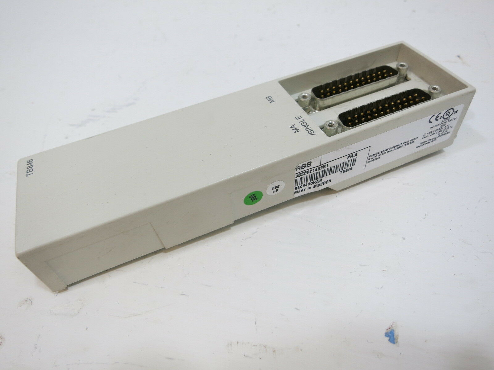 TB846 3BSE021439R1 brand new and original,Modulebus extension cable adaptor two D-sub, male. Two TK801 cables for redund