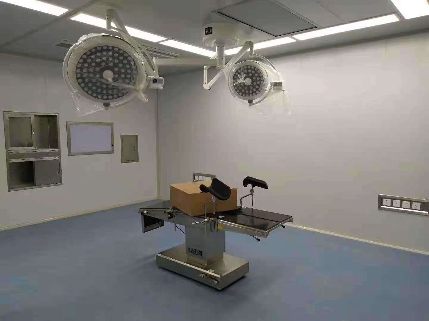 natural sunlight chest surgery 180000LUX LED Surgical Lights Mobile Type