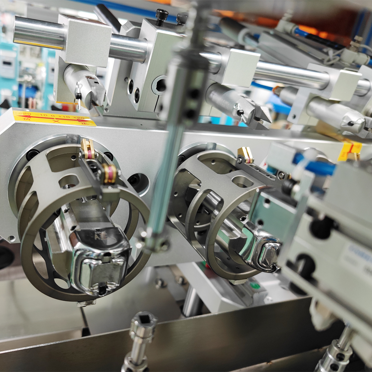 Conical Motor Winding Machine and 0.1 Degree Transfer Accuracy for Stator Engine Core