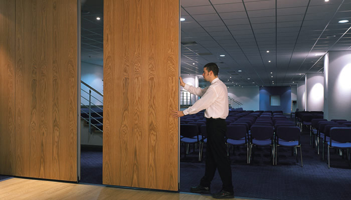 Melamine Board Sliding Movable Sound Insulation Partition Walls With Pass Doors