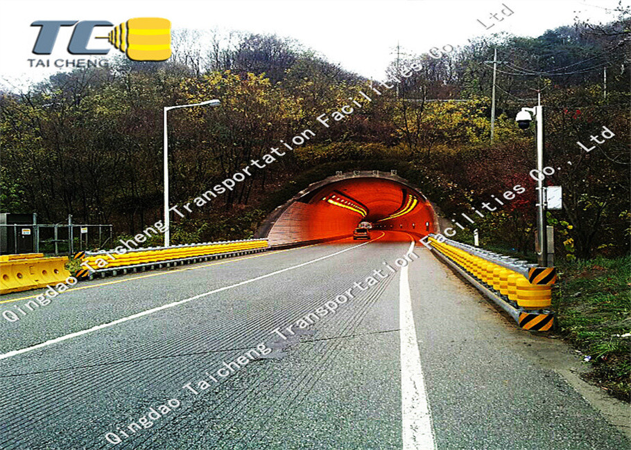 Highway Safety Roller Crash Barrier Traffic Safety EVA Roller Barrier