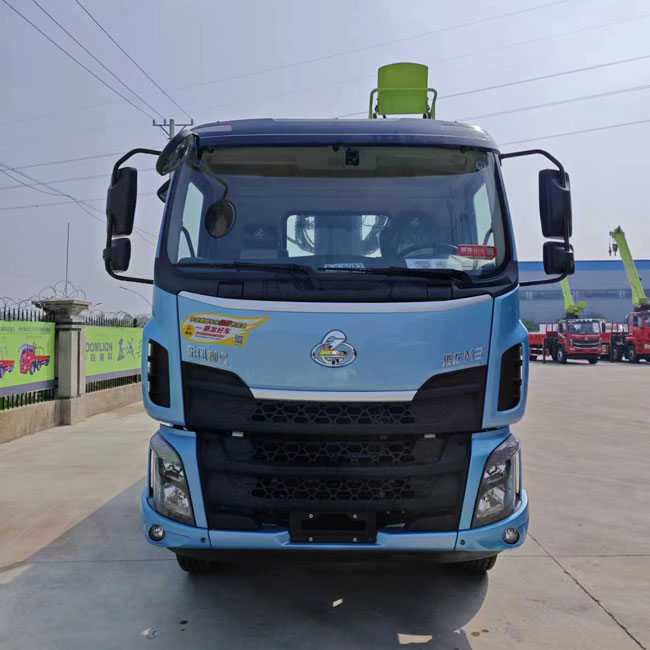 Hot 4x2 12Tons Crane Truck Mounted 220 HP Towing Crane Mounted Truck With 18M Lifting High