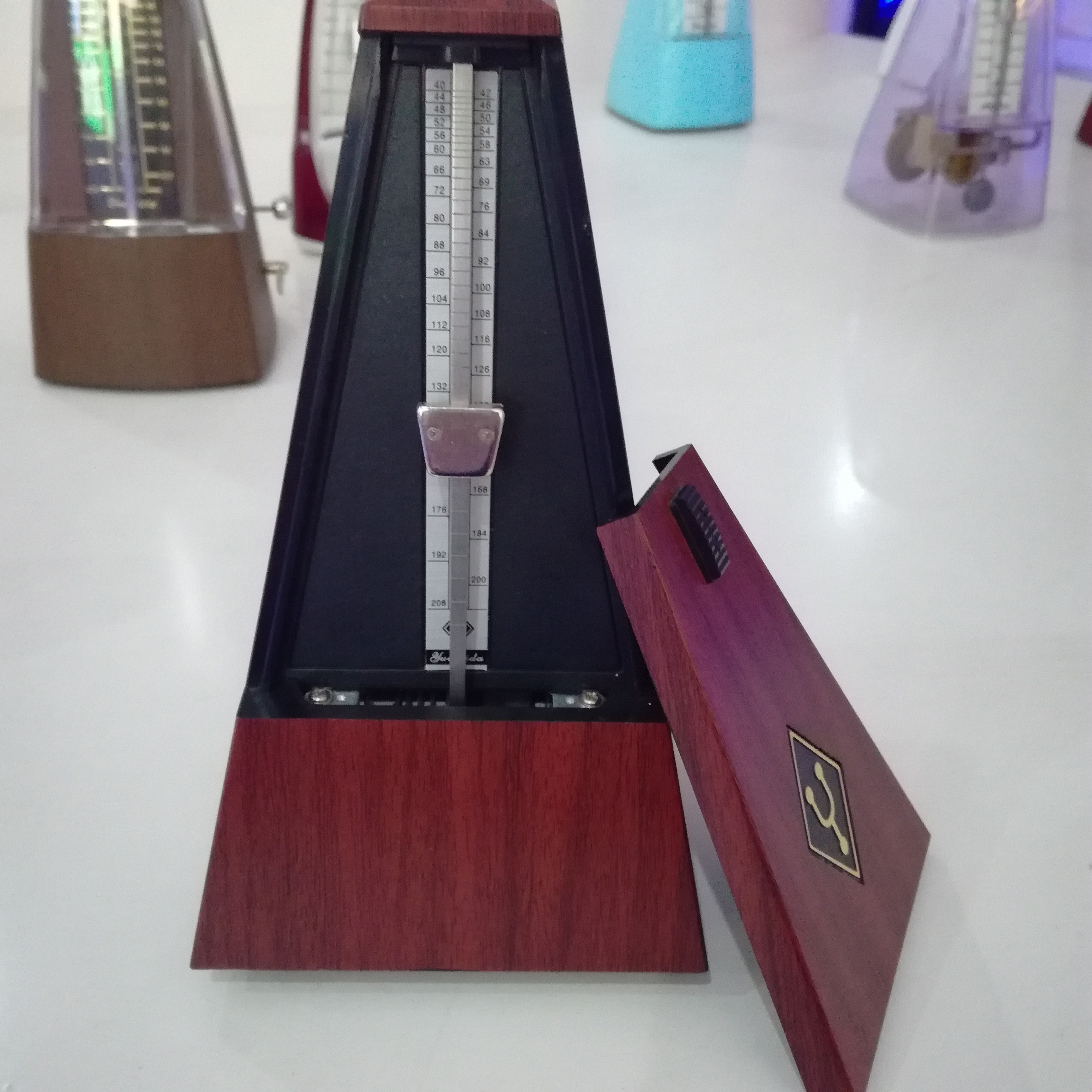 OEM classic scale board piano guitar violin practice rhythm mechanical metronome Black White Pink Red Tranparent Wood