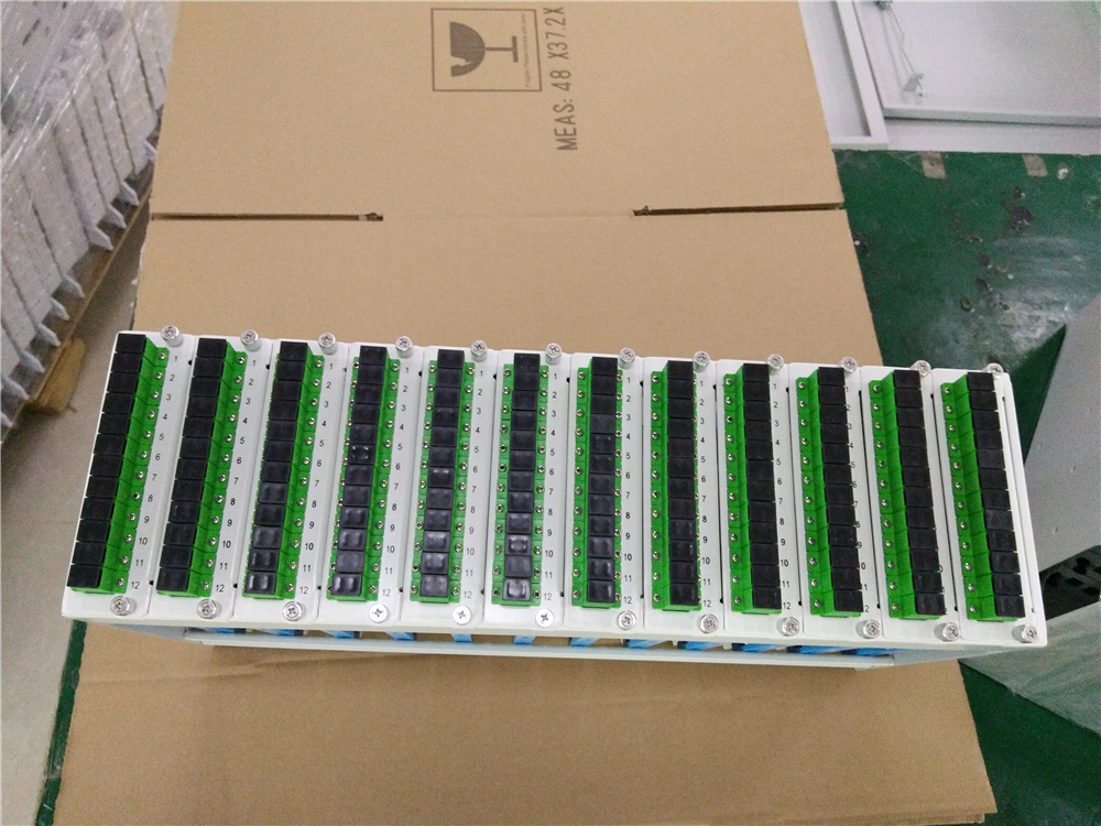 24 Core Sliding Terminal Box ODF Patch Panel 19 Inch Network Cabinet Mount Type
