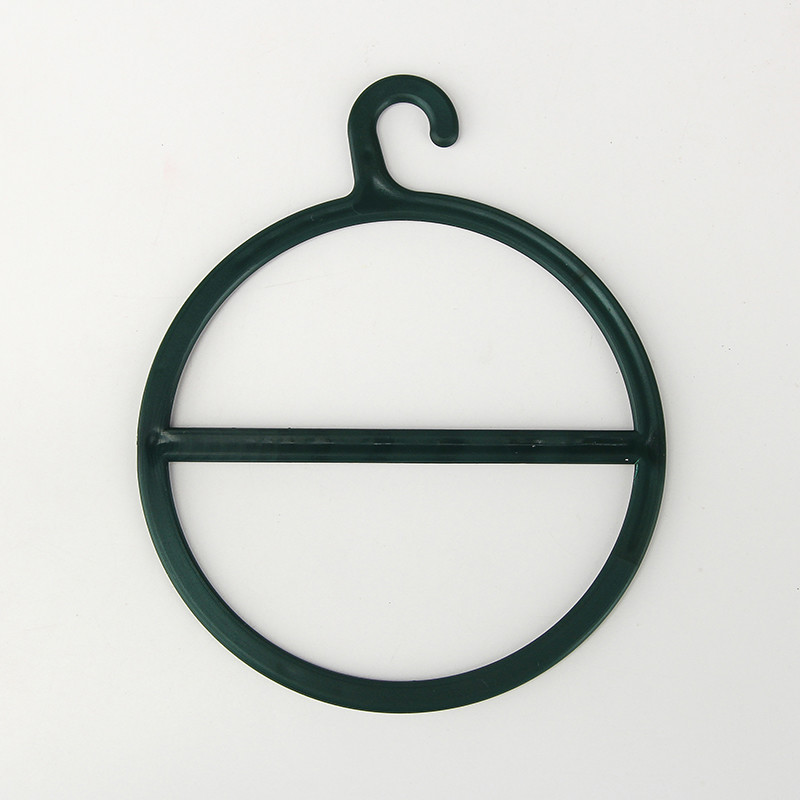 Green Color Round Plastic Scarf Hangers Customized Logo For Retail Store
