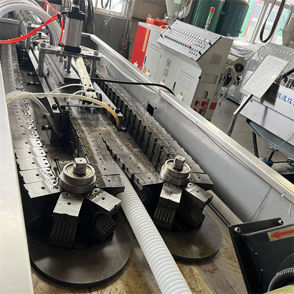 Single Wall Corrugated Pipe Making Machine 15m/Min-30m/min Corrugated Pipe Production Line