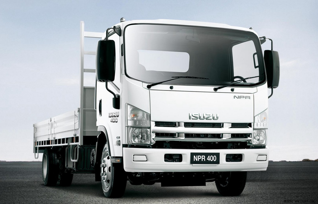 Polypropylene NLR NMR Front Bumper 8974068204 White Color Without Fog Lamp Dismountable Cover
