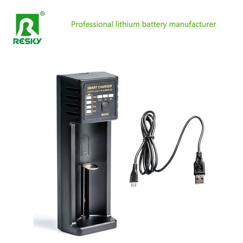USB Rechargeable Battery Charger 4.2V 500mA 1A 2A For 18650 26650 21700 14500