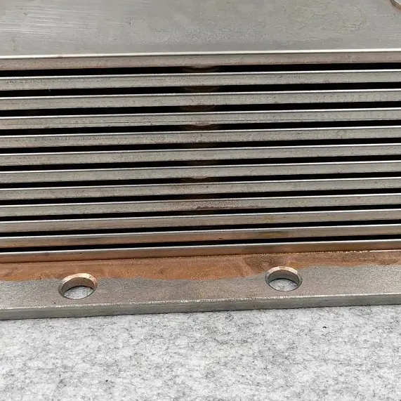 Dongfeng Foton Oil Cooler Core Truck Engine Parts CUMMINS DCEC 6CT 8.3 3974815
