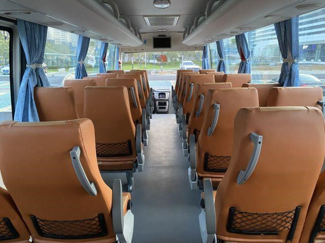 Second Hand Kinglong Used Coach Bus 36 Seats Manual Left Hand Drive Buses Brand XMQ6829