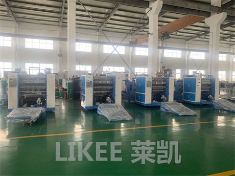 Automatic High Speed LKS300 Extraction Household Easy Taking And Using Pop-up Aluminum Foil Sheets Folding Machine
