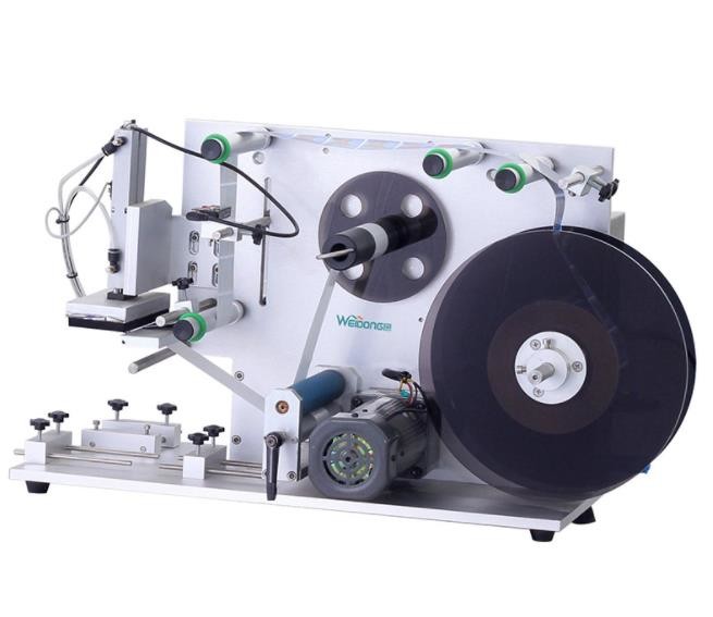Self Adhesive Filling Capping Labeling Machine 0.5KW Multipurpose